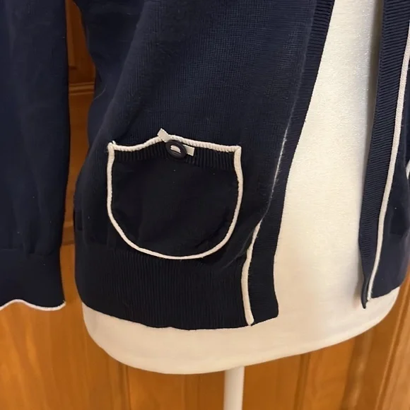 Lily Pulitzer Rare Size M Navy Cardigan w/Pink L logo - Picture 3 of 4